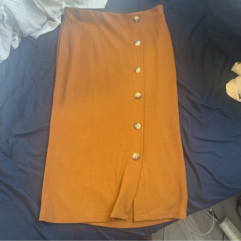 Women's Button-Down Skirt in Tan